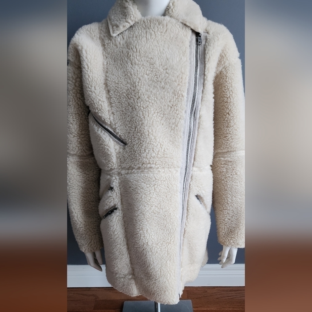 Women's Cream Shearling Jacket - Picture 11 of 14